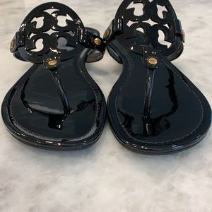 Tory Burch Miller black patent size 10